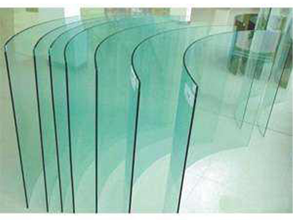 彎鋼夾膠玻璃
